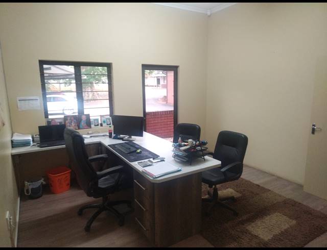 160M² OFFICE TO LET IN WEMBLEY